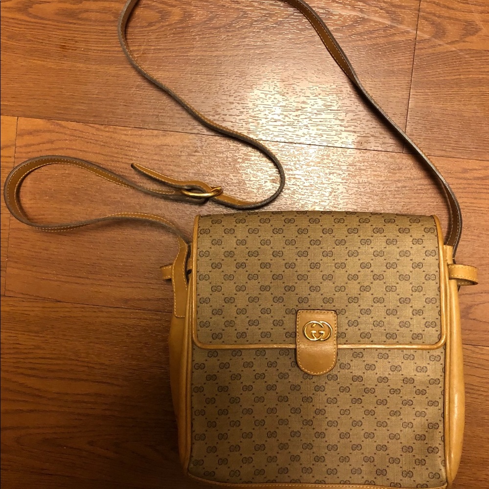 Gucci crossbody